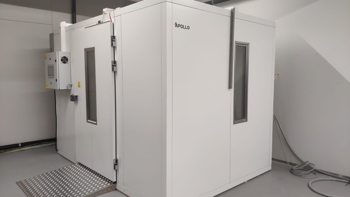 Klimaatkamer met glas in deur en zijraam