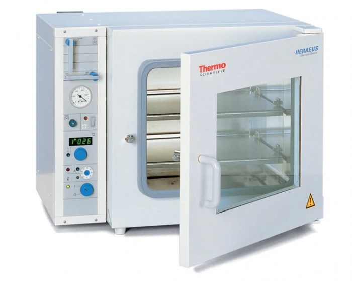 Thermo / Heraeus VT 6060 M vacuümstoof 53 liter 200°C