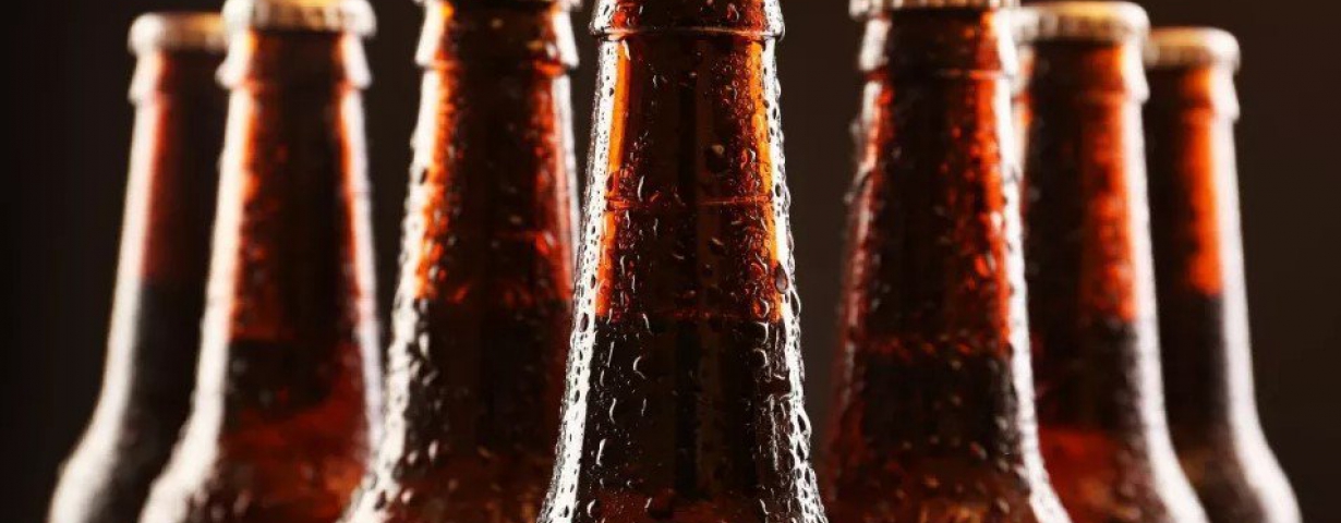 NEDERLANDS BIERFLESJE GEËERD MET INTERNATIONALE AWARD